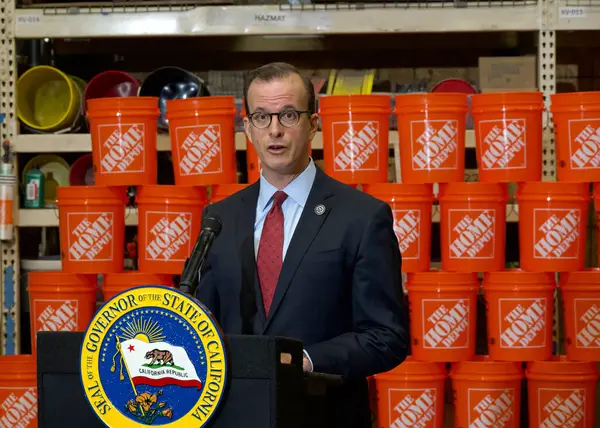 stock image San Jose, CA - Aug 16, 2024: Assemblymember Marc Berman speaking at a Press Conference announcing 10 new bills, groundbreaking legislation aimed at combating retail crime in California.