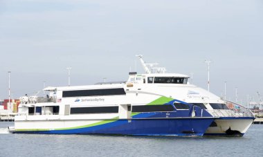 Oakland, CA - 1 Kasım 2024: San Francisco Körfezi Feribotu Oakland ve Alameda 'dan Feribot Binası, 41..