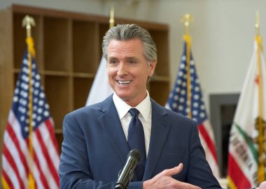 Turlock, CA - 6 Ocak 2025: CA Valisi Gavin Newsom Kaliforniya 'daki ilk projeler ve önümüzdeki mali yılın bütçe ana hatlarını gösteren basın toplantısında konuştu