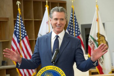 Turlock, CA - 6 Ocak 2025: CA Valisi Gavin Newsom Kaliforniya 'daki ilk projeler ve önümüzdeki mali yılın bütçe ana hatlarını gösteren basın toplantısında konuştu