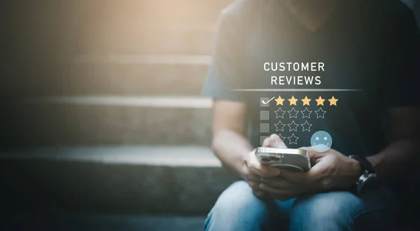 Man Touch Smartphone Customer Review Satisfaction Feedback Survey Concept User — Zdjęcie stockowe