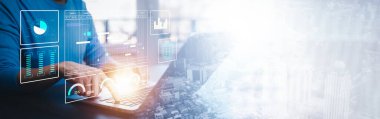Planlama analizi ve Proje yönetimiyle çevrimiçi dizüstü bilgisayarlar üzerinde çalışıyorum. Borsa Yatırımları ve Dijital Varlıklar, Forex ticaret grafiği finansal verilerinin analizi. İş finans geçmişi.