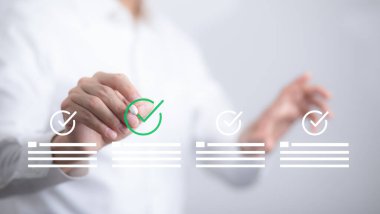 Kontrol listesi ve pano görev belgelendirme yönetimi, dizüstü bilgisayar listesindeki iş adamları anket değerlendirme formu, çevrimiçi anket çevrimiçi sınav, sınavda doğru cevabı seçmek 