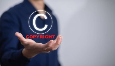 patentler ve fikri mülkiyet koruma yasası ve telif hakkı ikonunun fikri mülkiyet sembolü. 