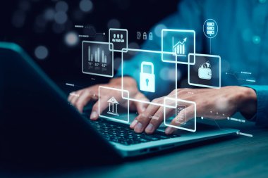 Siber güvenlik ve güvenlik şifre girişi çevrimiçi konsept Eller yazma ve giriş sosyal medya kullanıcı adı ve parolası, akıllı telefon ile çevrimiçi bir banka hesabına giriş, veri koruma hackerı