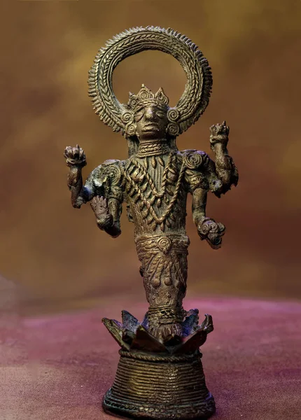 2014 Vintage Laxmi Bronze Statue Dhokra Tribal Art Bastar Studio — 스톡 사진