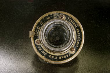 10 26 2014 Vintage Federal anastigmat Fedar f 6.3 Analog film kamerası Lens Lokgram Kalyan Maharashtra Hindistan.