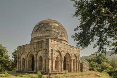 10 19 2007 Sakkar Shah mezarı Rojo Champaner, Pawagadh Vadodara Gujarat, Hindistan yakınlarındaki UNESCO dünya mirası.