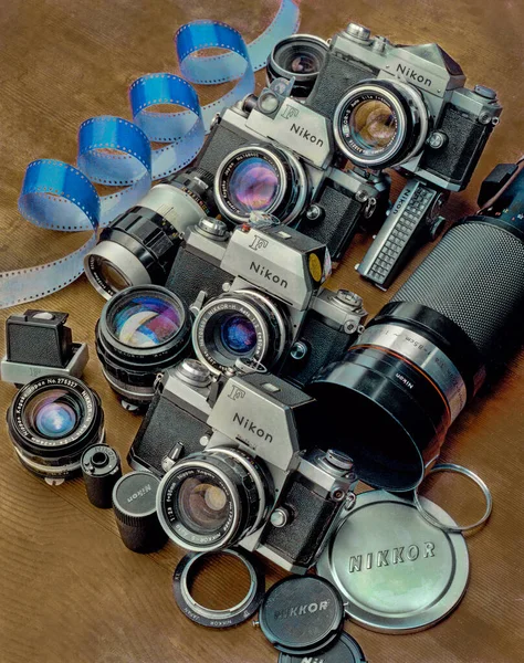 Ιαν 2019 Vintage Nikon Και Αξεσουάρ Γάζας 35Mm Αναλογική Κάμερα — Φωτογραφία Αρχείου