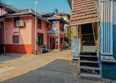 1203 2022, Doğu Hintlilerin Matharpacady köyündeki eski evi Mazgaon Mumbai Maharashtra Hindistan