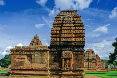 06 Haziran 2008 'de Pattadakal Tapınağı kompleksinde 7.-8. yüzyıldan kalma, Karnataka, Indi