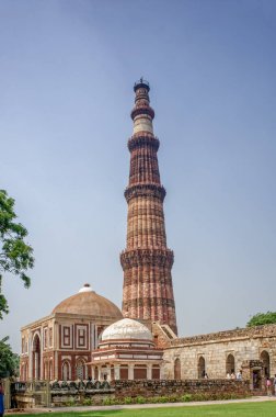 09 27 2009 Qutub Minar,a Unesco World Heritage Site, tallest Brick Minaret Of The World,new Delhi,india
