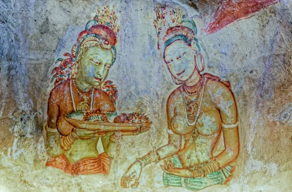 2007 Portrétní Malba Dvou Žen Starověká Freska Skalním Povrchu Sigiriya — Stock fotografie