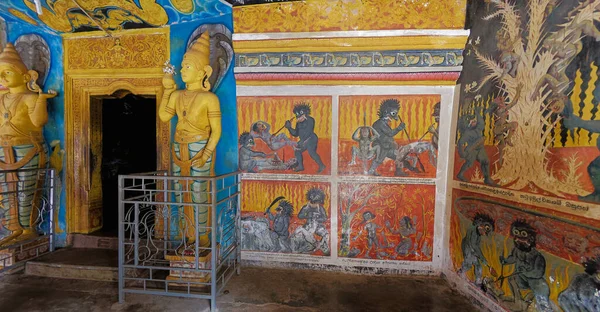 2007 Pinturas Del Diablo Estatua Aluvihara Rock Cave Temple Matale — Foto de Stock