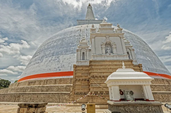 2007 Ruwanweli Maha Seya Ruwanwelisaya Stupa Anuradhapura Sri Lanka Asia —  Fotos de Stock