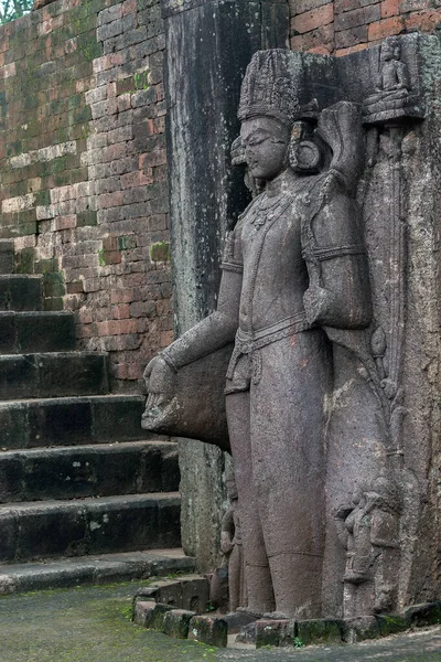 2007 Ερειπωμένο Άγαλμα Στην Κληρονομιά Βουδιστής Ανασκαφεί Τοποθεσία Ratnagiri Που — Φωτογραφία Αρχείου