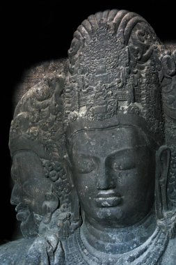 12 12 2006 Mağara Tapınağı, Shiva Trimurti 'nin 6. yüzyıldan kalma bir heykeli, UNESCO Dünya Mirası alanı, Bombay yakınlarındaki Fil Adası Hindistan