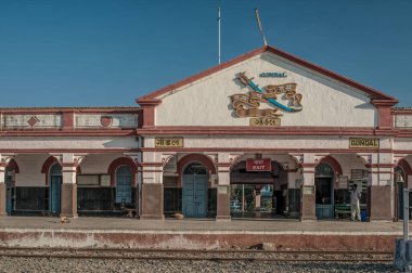 12: 30 Vintage Princely eyaleti Gondal Tren İstasyonu Rajkot bölgesi Saurashtra Hindistan Asya