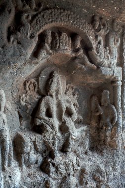 06 12 2009 Gandharpale Budist Mağaraları, Mahad mağaraları olarak da bilinen, Mahad, Maharashtra, Hindistan yakınlarındaki 30 Budist mağara grubudur. 