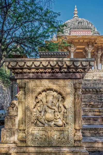 2015 Vintage Marble Statue Ganesh Cenotaphs Chattris Kesar Bagh Kota — 스톡 사진