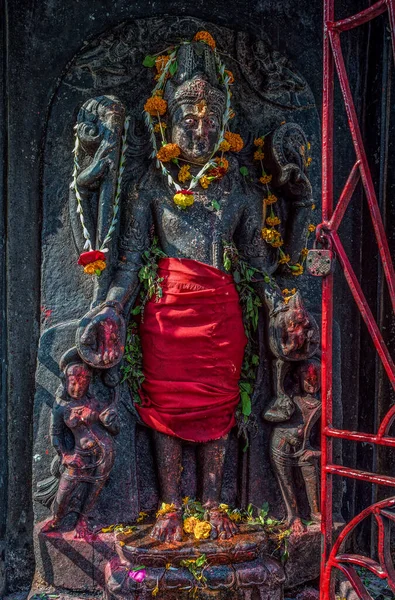 2014 Vintage Vishnu Sculpture Vishnu Pad — стоковое фото