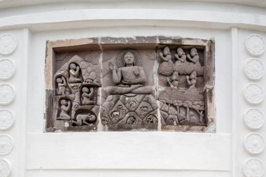 07 21 2007 'de Dhauli Shanti Stupa Bhubaneswar' da taş arzuladı..