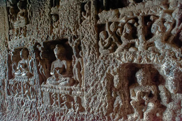 2012 Vários Escultores Lado Porta Entrada Antiga Cavernas Budistas Aurangabad — Fotografia de Stock