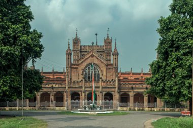 10 02 2005 Sampurnanand Sanskrit Üniversitesi Queens Koleji Banaras Varanasi Uttar Pradesh Hindistan