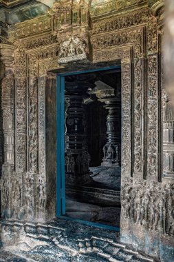 11. yüzyıl Kasivisvesvara tapınağında taş oymacılığı, Lakkundi, Karnataka Hindistan Asya