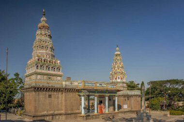 11 22 2013 Shri Deshbhushan Kulbhushan Digamber Jain SiddhaKshetra Kunthalgiri Jain Tapınağı Bölgesi resmi adıyla Dharashiv, Maharashtra, Hindistan, Asya.