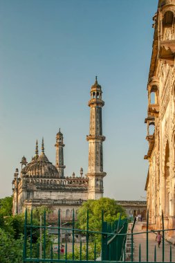 09: 27 2005 Eski Asafi Camii, Imambara Bara, Husainabad Trust Rd, Machchhi Bhavan, Lucknow, Uttar Pradesh India Asia.