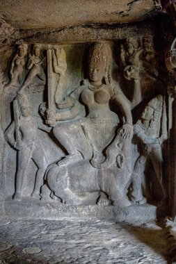 08 18 2006 Kailasa Tapınağı, Ellora veya Kailashanatha Tapınağı kaya kesimi Hindu tapınaklarının en büyüğü resmi adıyla Chhatrapati Sambhaji Nagar Maharashtra Hindistan Asya olarak bilinen UNESCO dünya mirası Aurangabad sitesi..