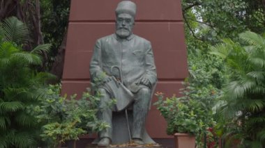 06: 15 2024 Jamsetji N Tata 'dan Stetyu Mantralaya Mumbai Maharashtra Hindistan Asya.