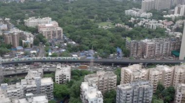 09 16: 2023 Kurad Visage 'da Metro Treni 26. Flore Malad Mumbai Maharashtra Hindistan Asya' dan.