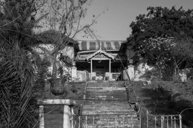 05: 24 Eski Siyah ve Beyaz Ev Fotoğrafı, Devka Sahili, Daman ve Diu, Birlik Toprakları, Hindistan, Asya.