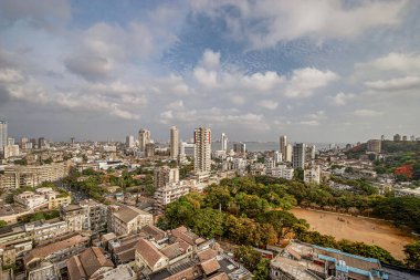 2005 Ağustos 2005 Mumbai siluetinde Kranti Meydan Mumbai Maharashtra Hindistan Asya şehrinde yükselen yeni binaları gösteriyor..