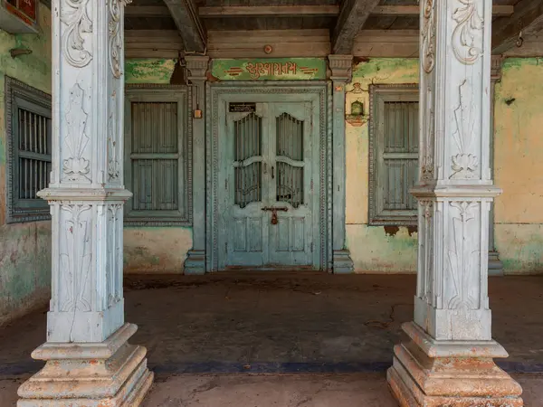 03 10 2024 Klasik Köy Evi Kukadia Idar SabArkantha Kuzey Gujarat Hindistan Asya