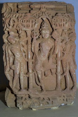 03 27 2010 Vintage Old Thread to Twelve Century antika taş heykel Madosa College Museum arkeolojik nesnelerin deposudur. Aravalli Bölgesi: Kuzey Gujarat Hindistan, Asya