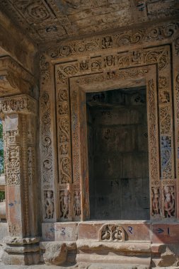 02 15 2010 Pakshi Mandir Khed-Roda Anıtlar Grubu 'nda sekizinci yüzyılda yedi Hindu tapınağı bulunmaktadır.Khed Chandarni Himatnagar SabArkantha Gujarat Hindistan Asya