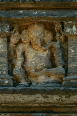 Mandir Khed-Roda Anıtlar Grubu 'ndaki 02 15 2010 Taş oymacılığı sekizinci yüzyılda yedi Hindu tapınağı yapılmıştır. Khed Chandarni Himatnagar SabArkantha Gujarat Hindistan Asya