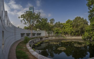 05 03 2015 Pramod Mahajan Kala Parkı, Mumbai, Dadar West 'te bulunan ve Senapati Bapat Marg Mumbai Maharashtra Hindistan Asya' da bulunan 14 dönümlük yeşil alan..