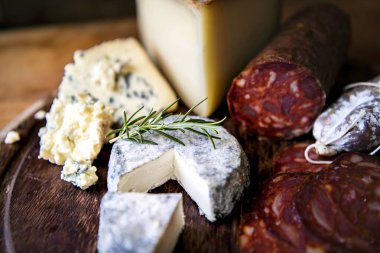 Peynir tabağı yemek tarifi fikri