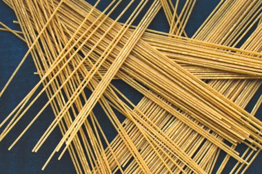 Kepekli spagetti yemek fotoğrafçılığı.