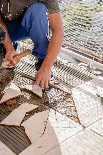 Bricklayer Breaking Some Floor Tiles Working Construction Concept Work Trade — Stock Photo, Image