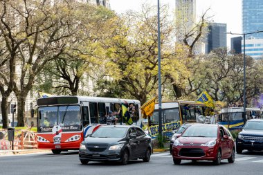 Buenos Aires, Arjantin, 09-21-2024, Boca Juniors futbol kulübü taraftarları için otobüs transferi..