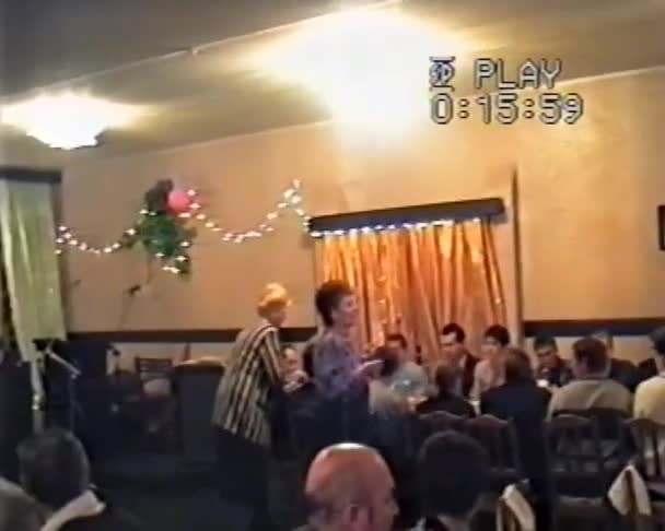 Zhytomyr Ukraine September 1997 Nostalgia Old Footage People Dance Drink — Vídeo de Stock
