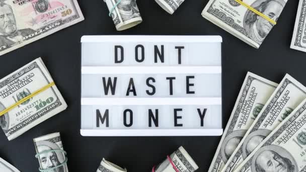 Zoom Out Lightbox Board Slovem Dont Waste Money Černými Písmeny — Stock video