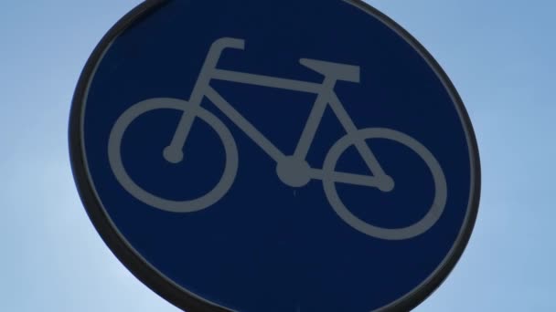 Road Sign Depicting White Bicycle Blue Background Meaning Mandatory Bike — Wideo stockowe