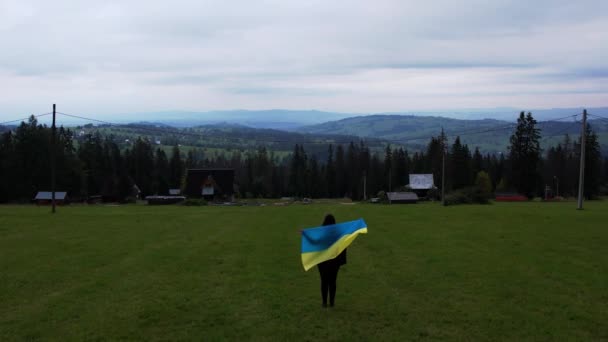 Woman Ukrainian National Flag Waving Patriotism Aerial View Zakopane Town — Stock Video