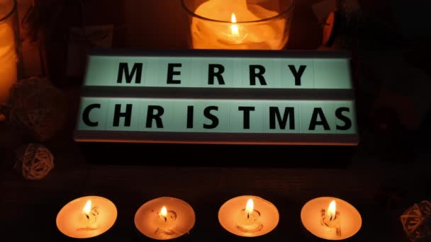 Quatro Velas Com Calendário Advento Lightbox Com Texto Merry Christmas — Vídeo de Stock